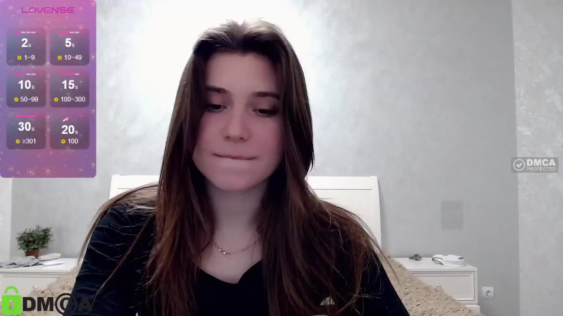 Gallery image thumbnail from MonicaaCute's myfreecams stream on, 04/20/2024, 17:25 image 18 of 20