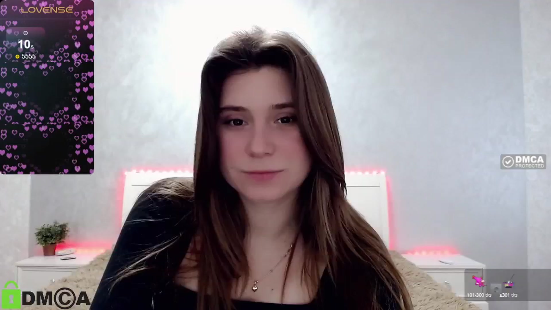 Gallery image thumbnail from MonicaaCute's myfreecams stream on, 04/21/2024, 14:48 image 16 of 20
