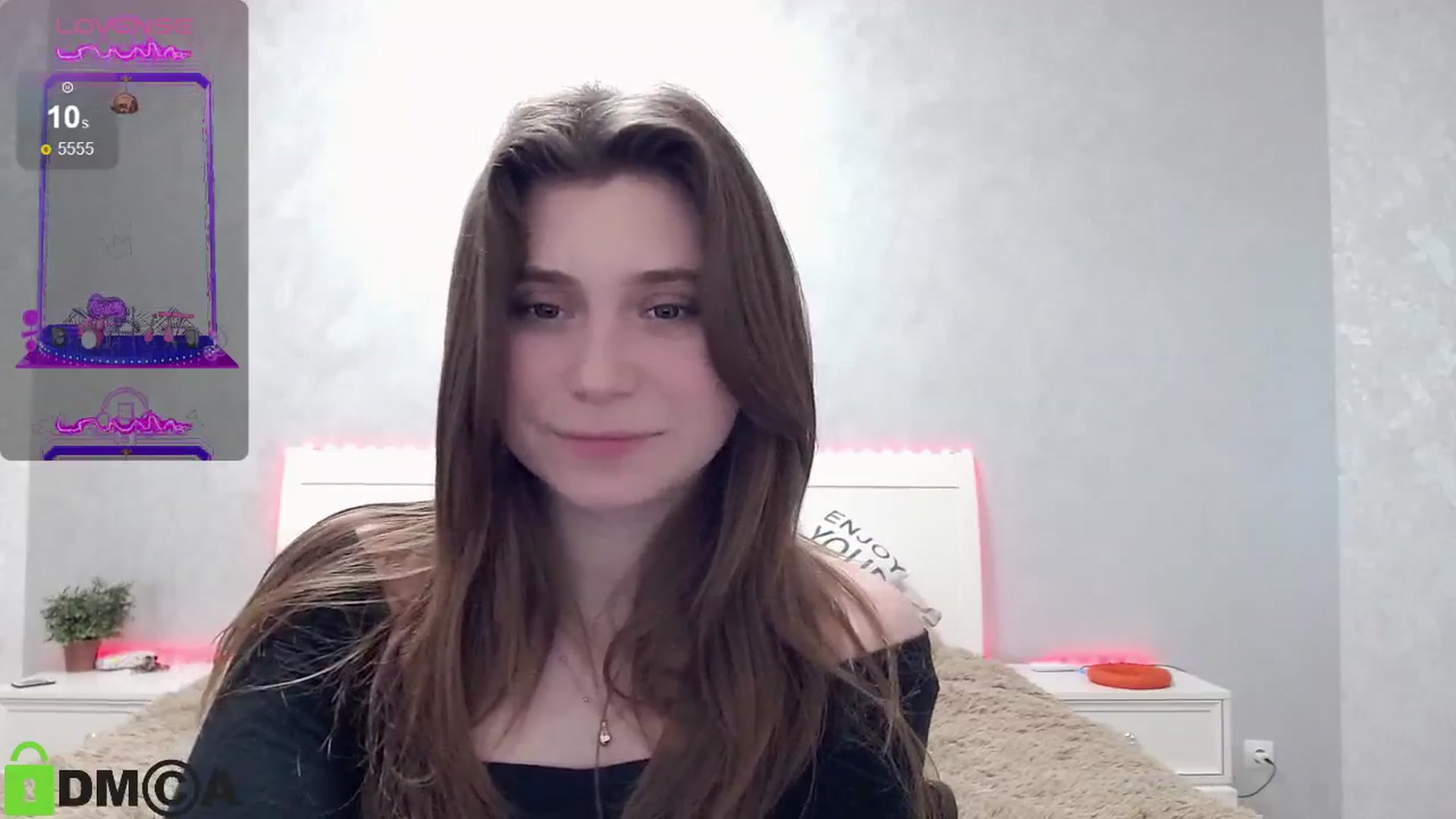 Gallery image thumbnail from MonicaaCute's myfreecams stream on, 04/25/2024, 15:47 image 7 of 20