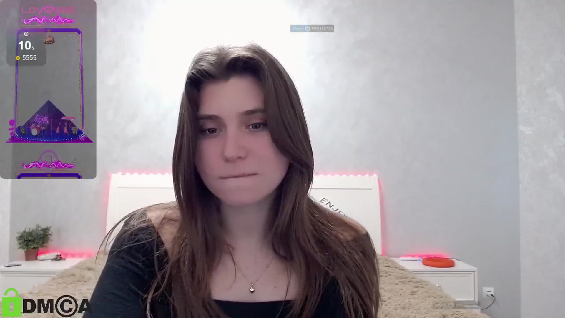 Gallery image thumbnail from MonicaaCute's myfreecams stream on, 04/25/2024, 15:47 image 5 of 20