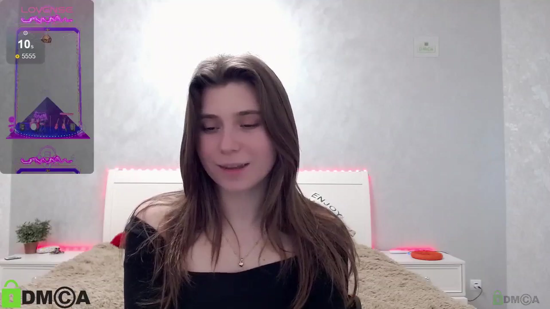 Gallery image thumbnail from MonicaaCute's myfreecams stream on, 04/25/2024, 15:47 image 9 of 20