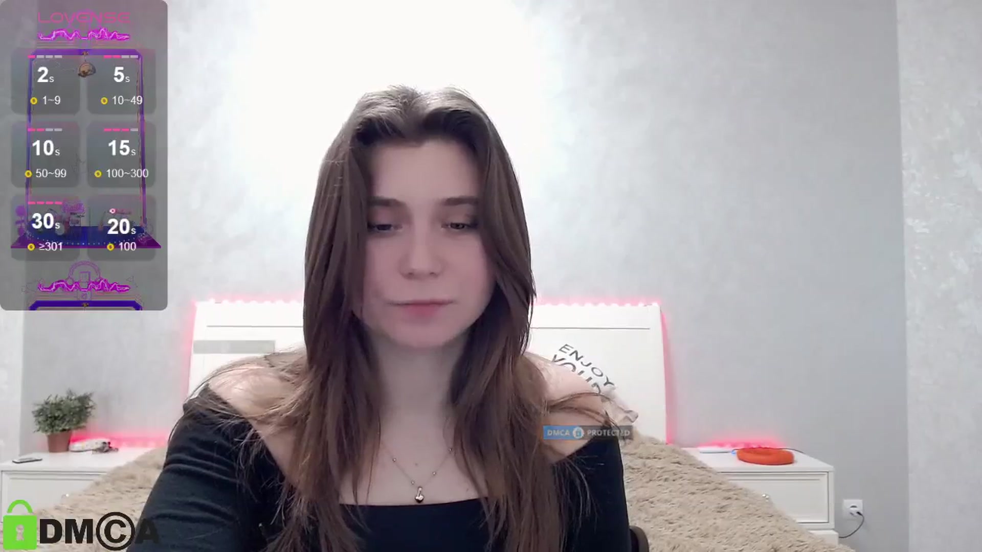 Gallery image thumbnail from MonicaaCute's myfreecams stream on, 04/25/2024, 15:47 image 15 of 20