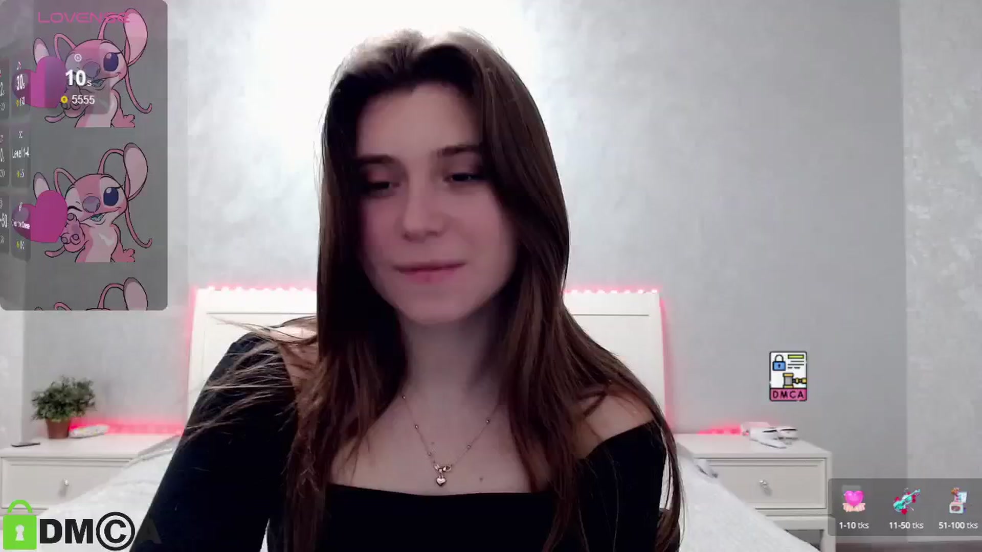 Gallery image thumbnail from MonicaaCute's myfreecams stream on, 04/29/2024, 17:20 image 13 of 20