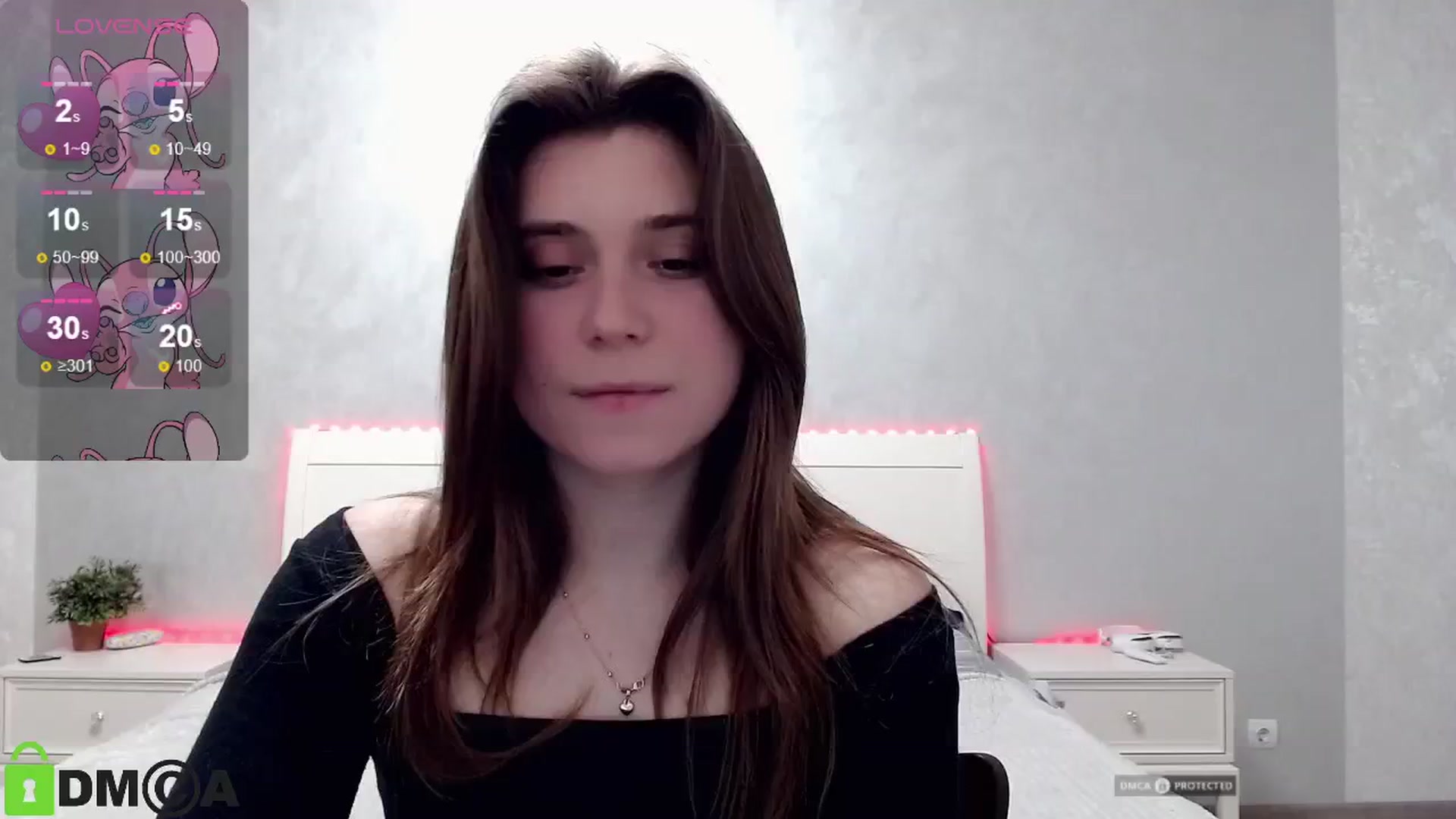 Gallery image thumbnail from MonicaaCute's myfreecams stream on, 04/29/2024, 17:20 image 10 of 20