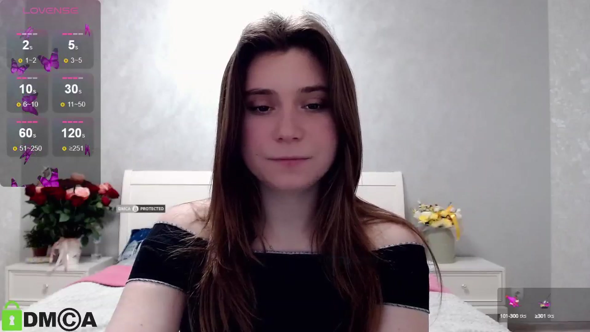 Gallery image thumbnail from MonicaaCute's myfreecams stream on, 05/06/2024, 17:32 image 11 of 20