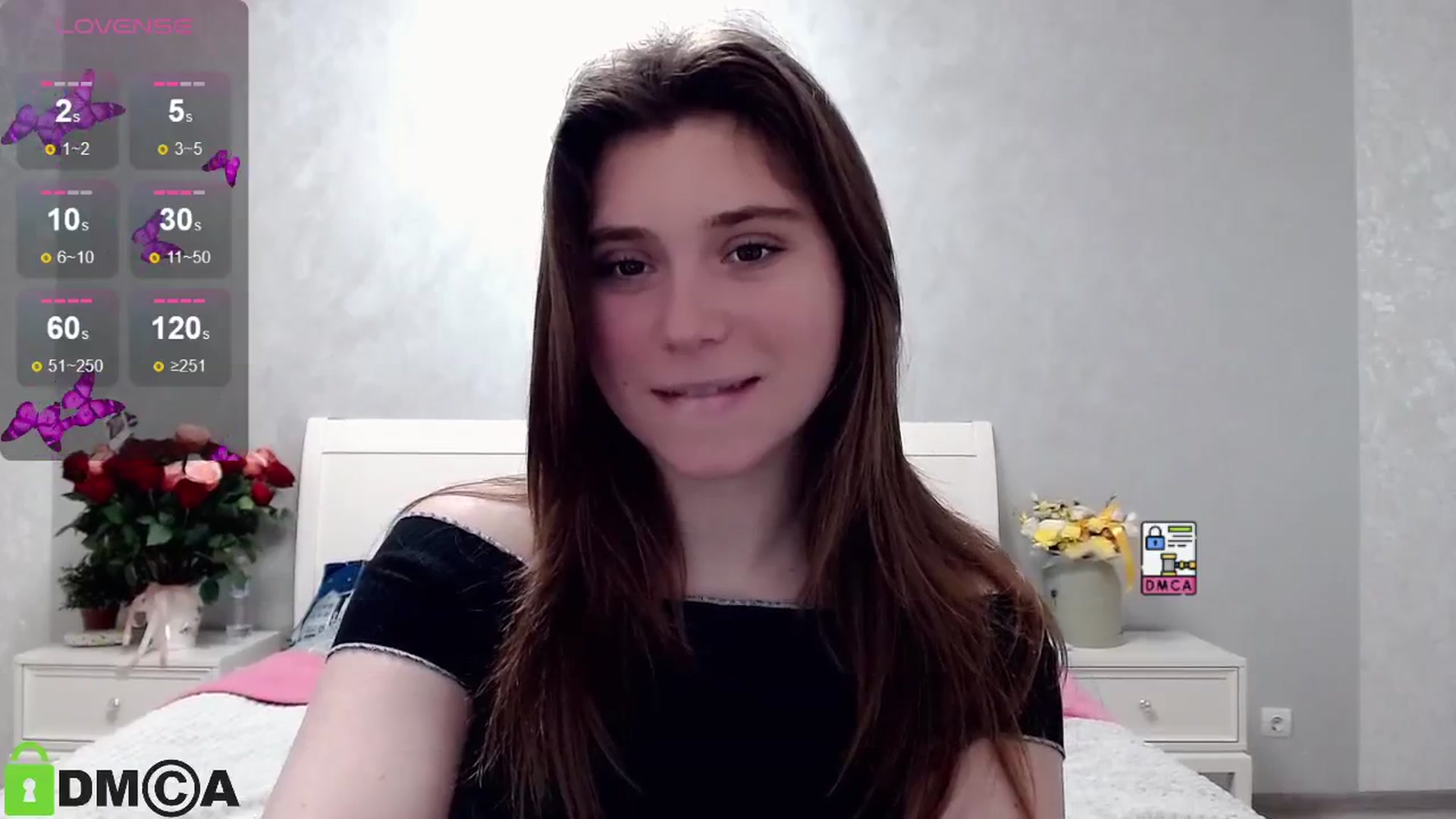Gallery image thumbnail from MonicaaCute's myfreecams stream on, 05/06/2024, 17:32 image 6 of 20