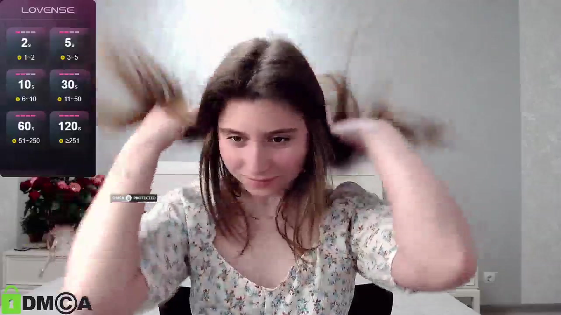 Gallery image thumbnail from MonicaaCute's myfreecams stream on, 05/08/2024, 17:31 image 13 of 20