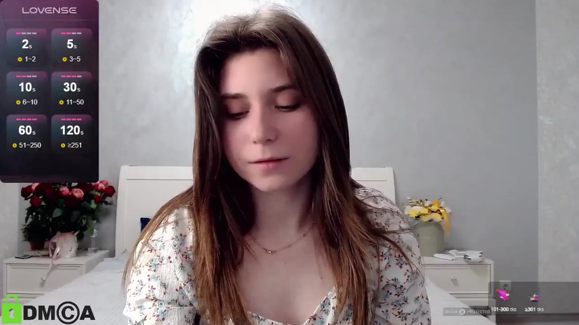 Gallery image thumbnail from MonicaaCute's myfreecams stream on, 05/08/2024, 17:31 image 7 of 20