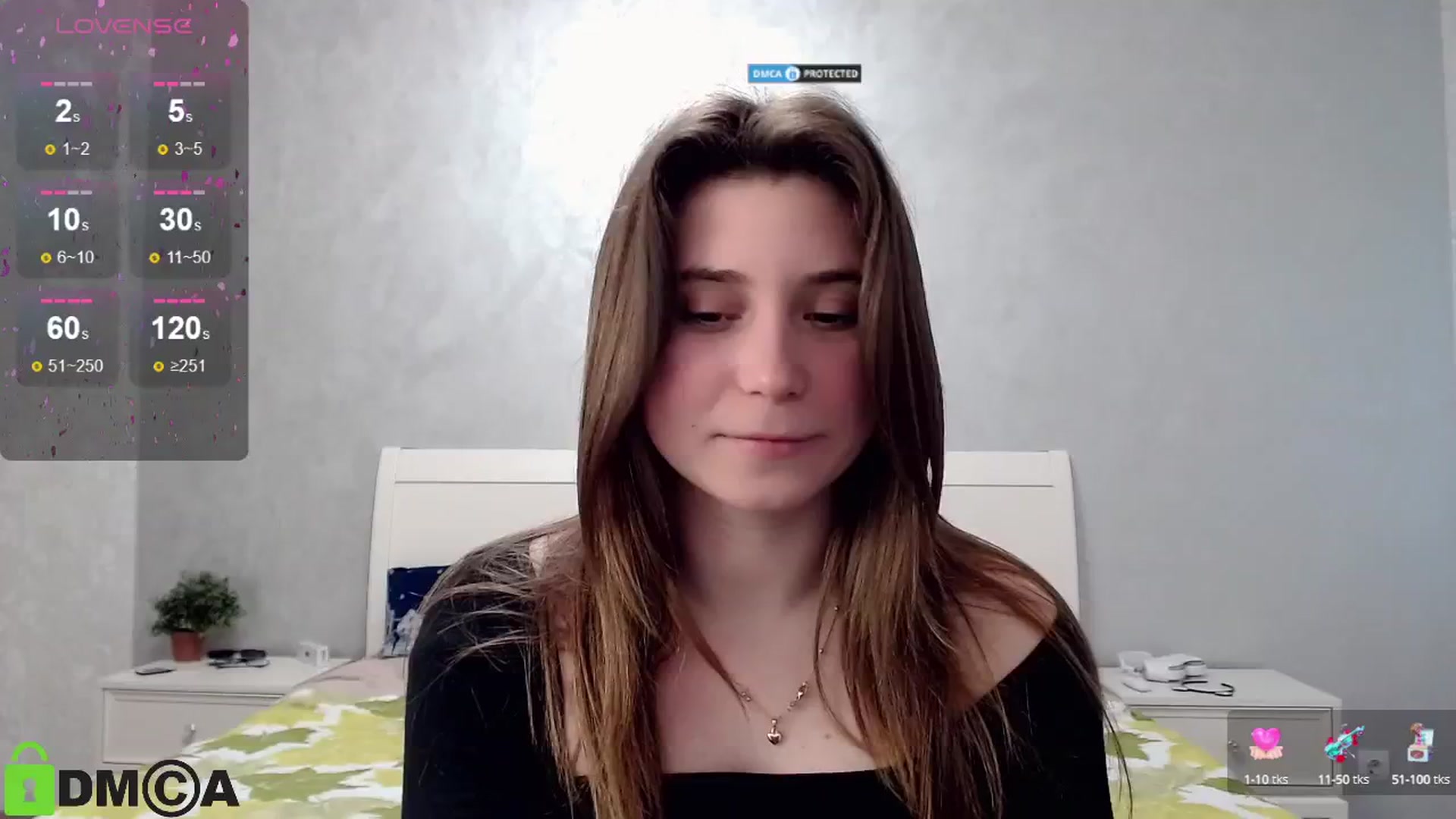 Gallery image thumbnail from MonicaaCute's myfreecams stream on, 05/13/2024, 15:39 image 2 of 20