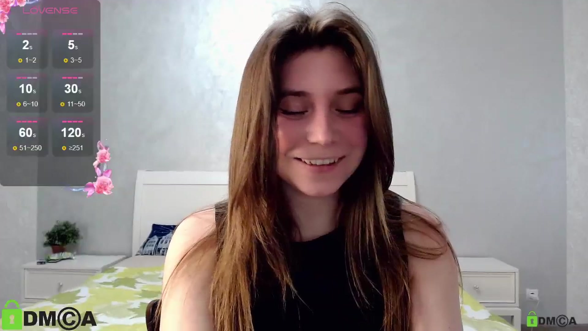 Gallery image thumbnail from MonicaaCute's myfreecams stream on, 05/18/2024, 13:21 image 12 of 20
