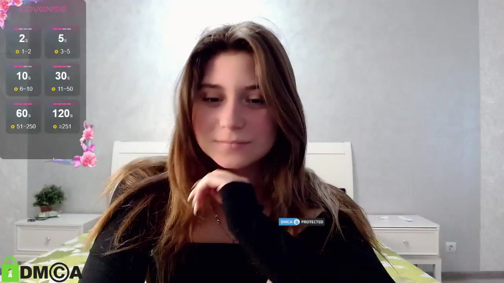 Gallery image thumbnail from MonicaaCute's myfreecams stream on, 05/19/2024, 14:14 image 12 of 20