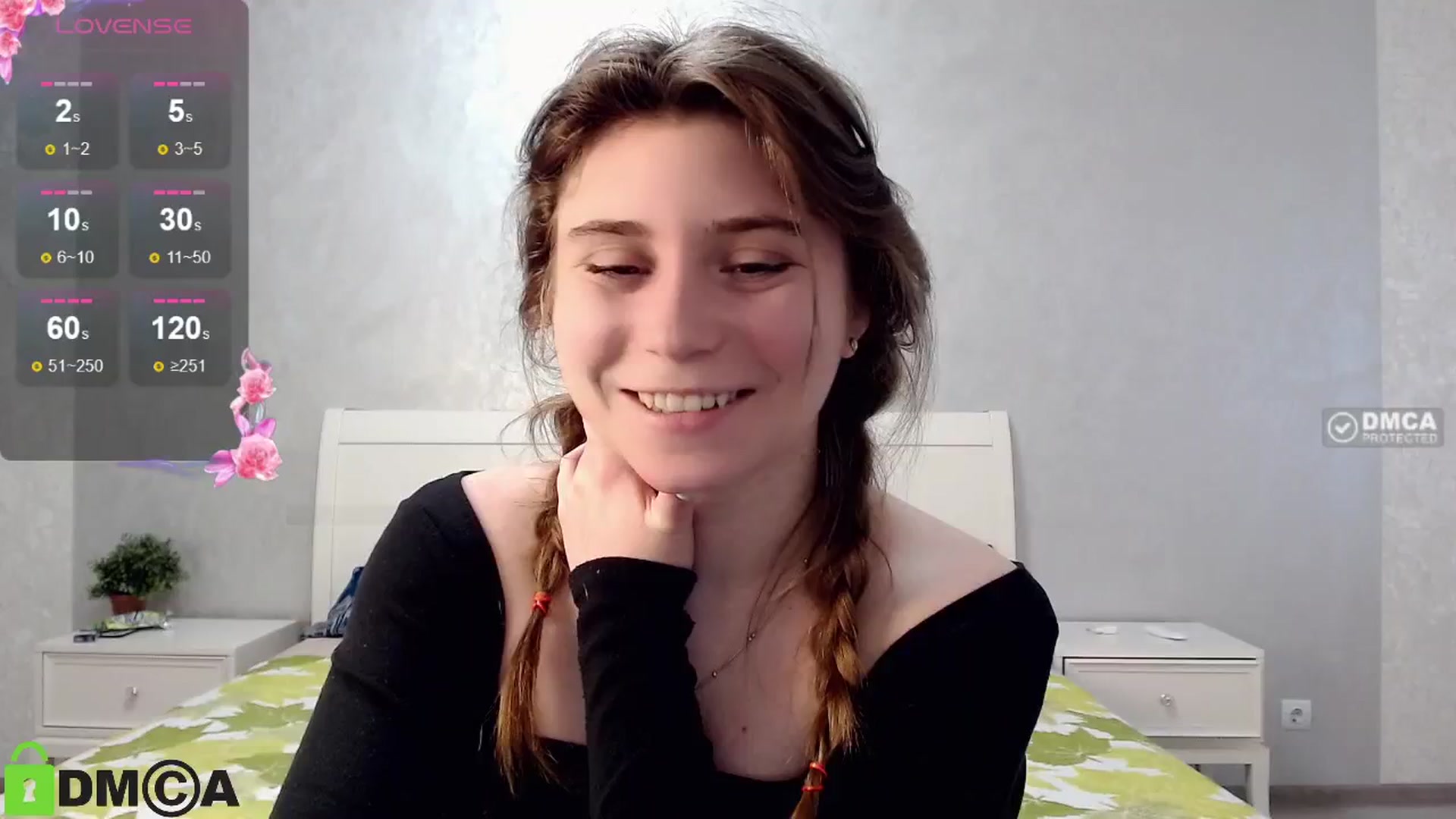 Gallery image thumbnail from MonicaaCute's myfreecams stream on, 05/19/2024, 14:14 image 5 of 20