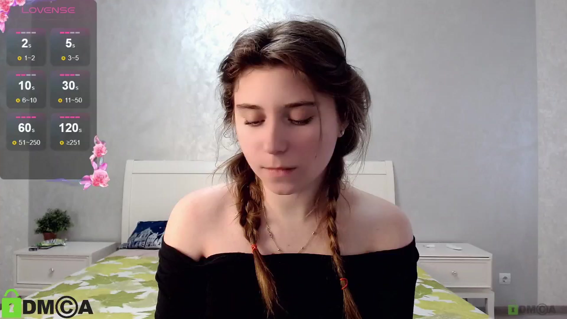 Gallery image thumbnail from MonicaaCute's myfreecams stream on, 05/19/2024, 14:14 image 1 of 20