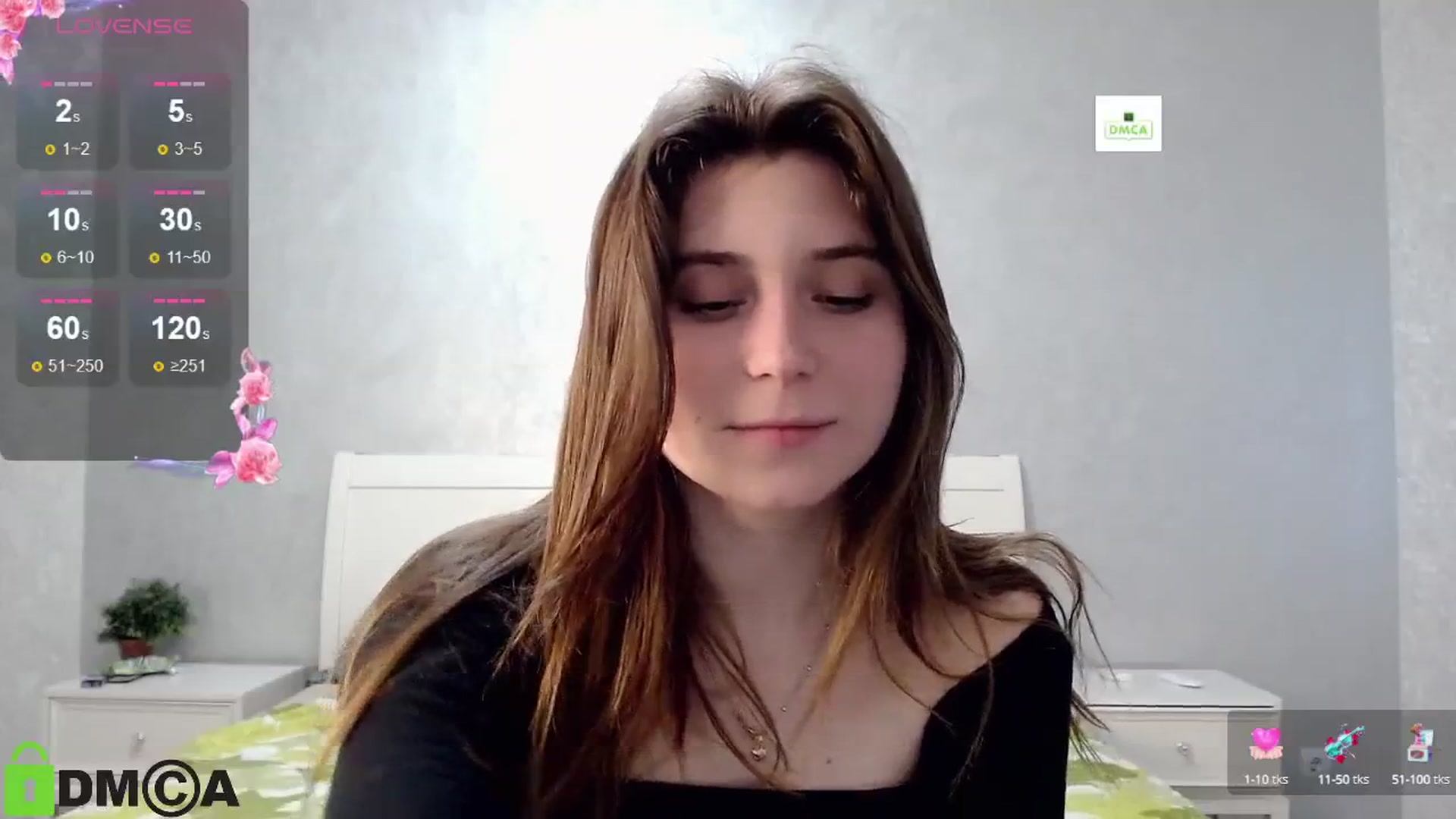 Gallery image thumbnail from MonicaaCute's myfreecams stream on, 05/19/2024, 16:16 image 19 of 20