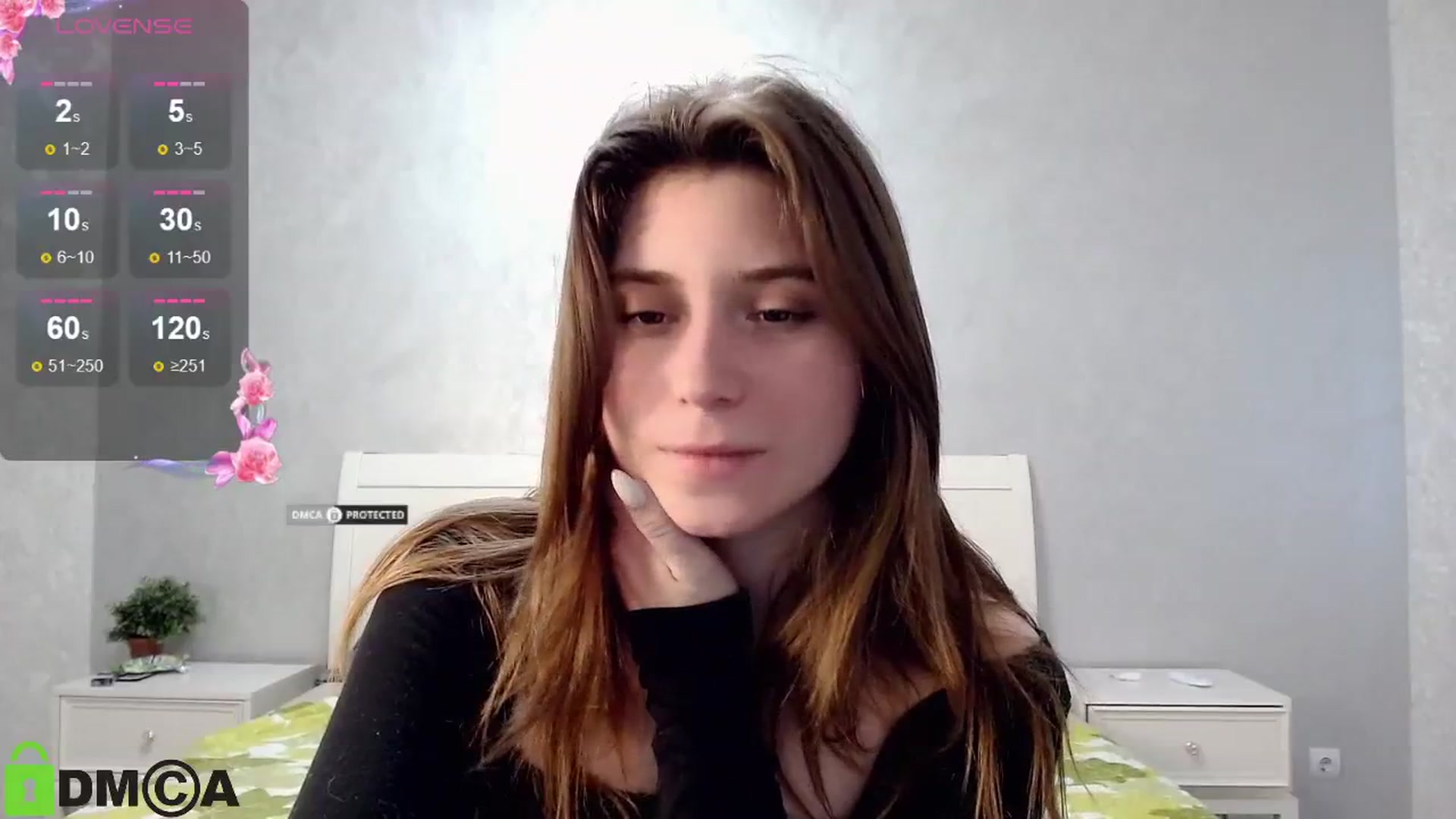 Gallery image thumbnail from MonicaaCute's myfreecams stream on, 05/19/2024, 16:16 image 9 of 20