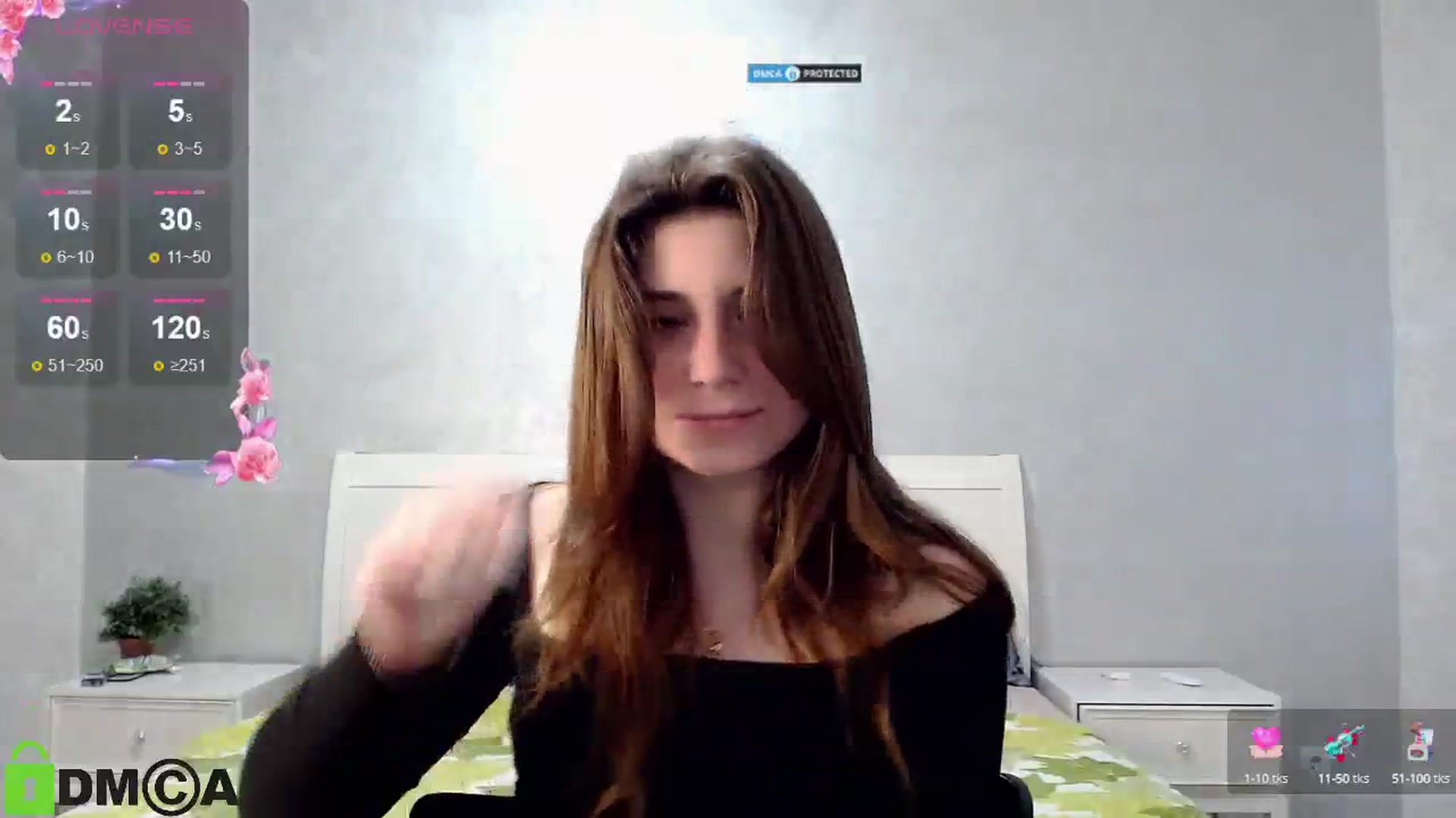 Gallery image thumbnail from MonicaaCute's myfreecams stream on, 05/19/2024, 16:16 image 15 of 20