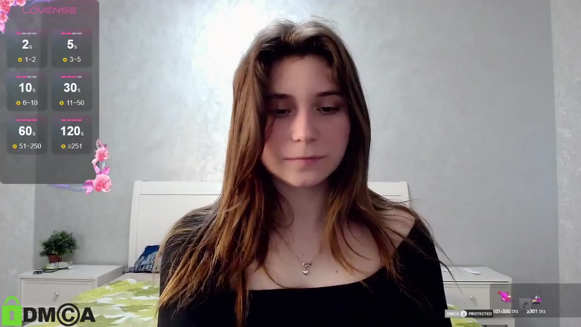Gallery image thumbnail from MonicaaCute's myfreecams stream on, 05/19/2024, 17:19 image 16 of 20