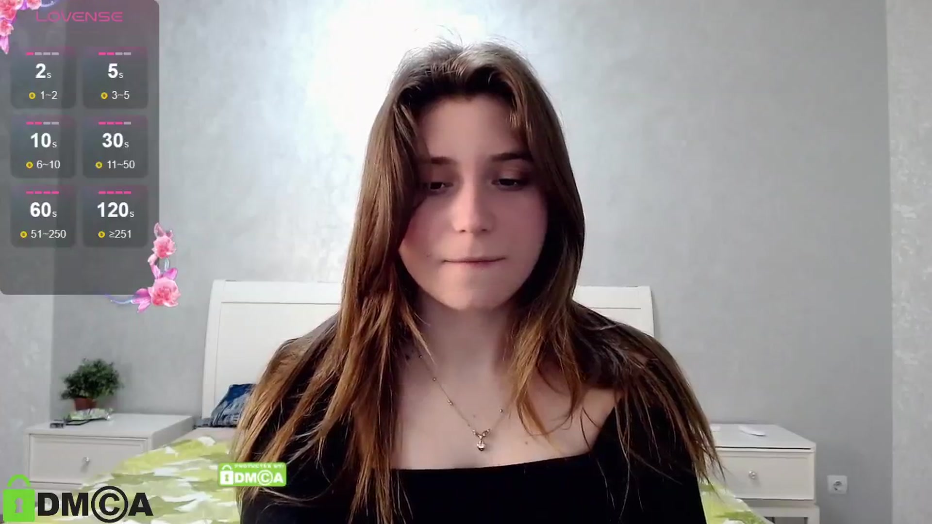 Gallery image thumbnail from MonicaaCute's myfreecams stream on, 05/19/2024, 18:17 image 4 of 20
