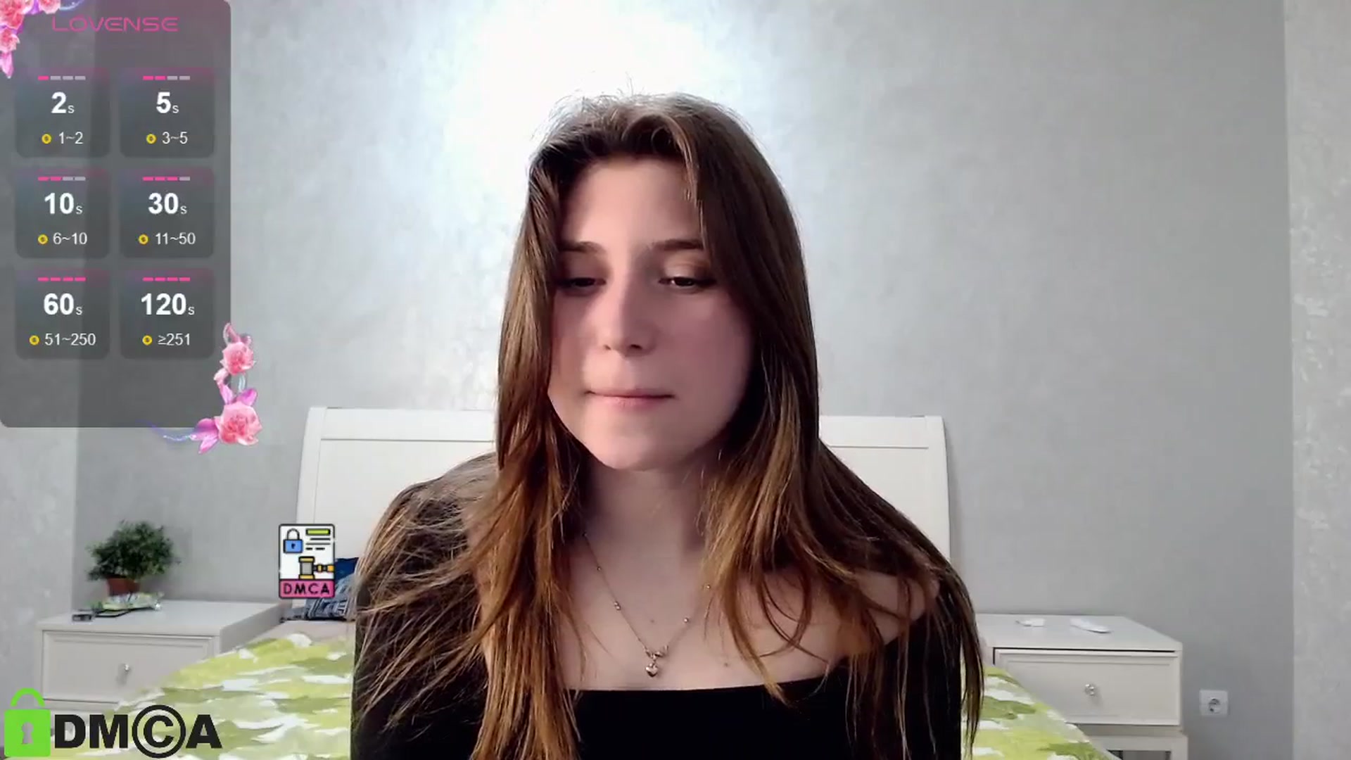 Gallery image thumbnail from MonicaaCute's myfreecams stream on, 05/19/2024, 18:17 image 9 of 20