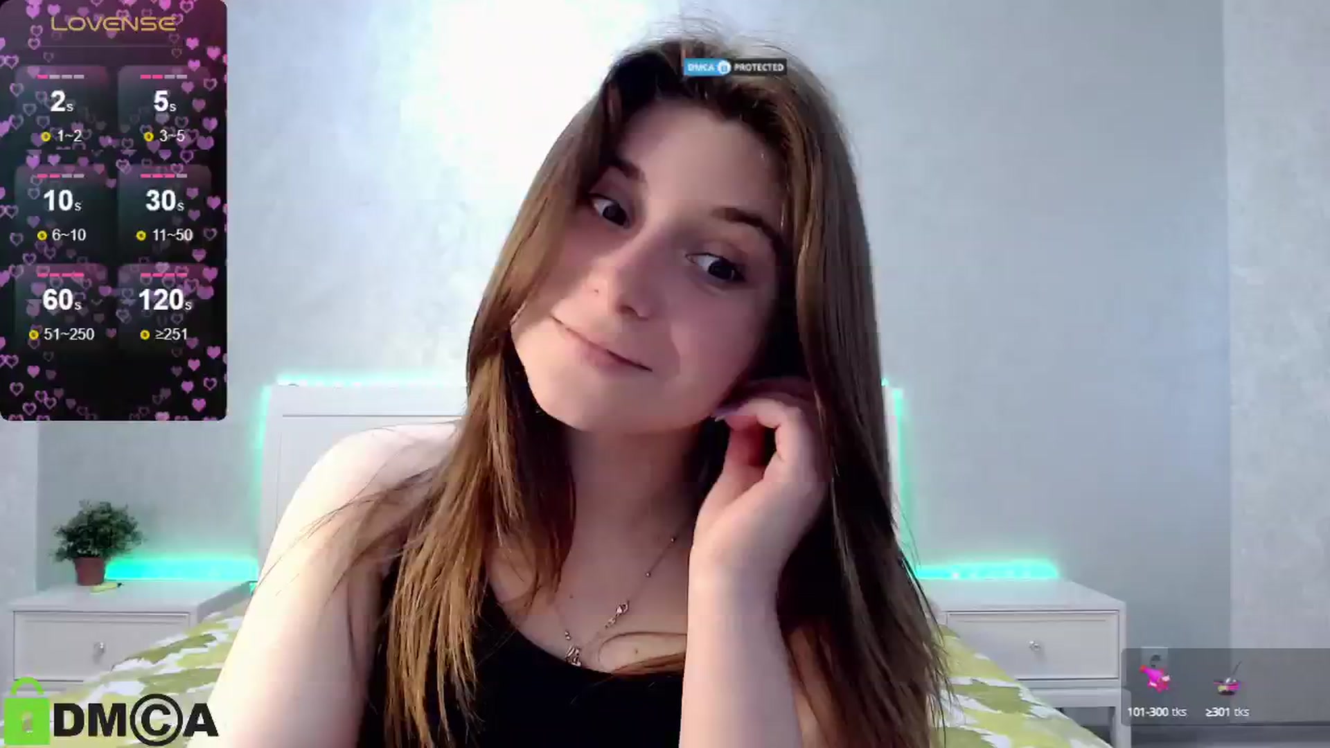 Gallery image thumbnail from MonicaaCute's myfreecams stream on, 05/23/2024, 15:25 image 11 of 20