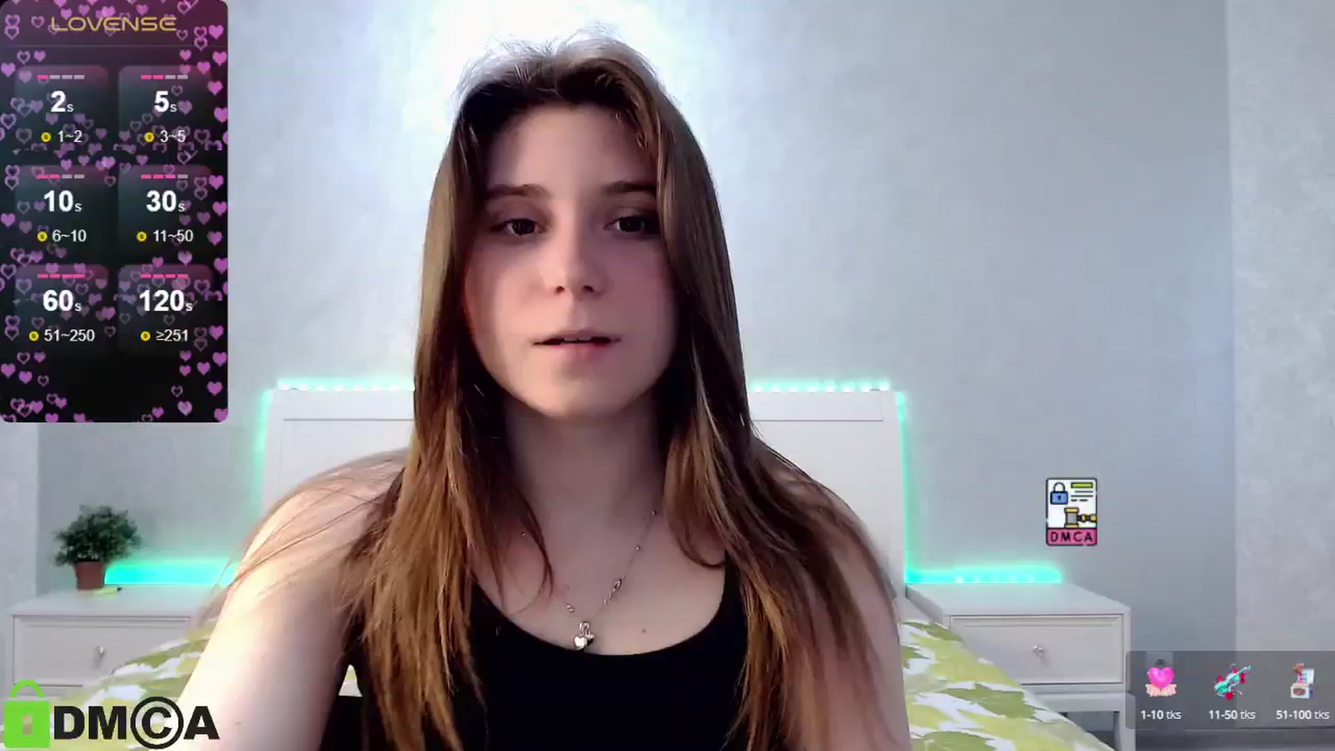 Gallery image thumbnail from MonicaaCute's myfreecams stream on, 05/23/2024, 15:25 image 3 of 20