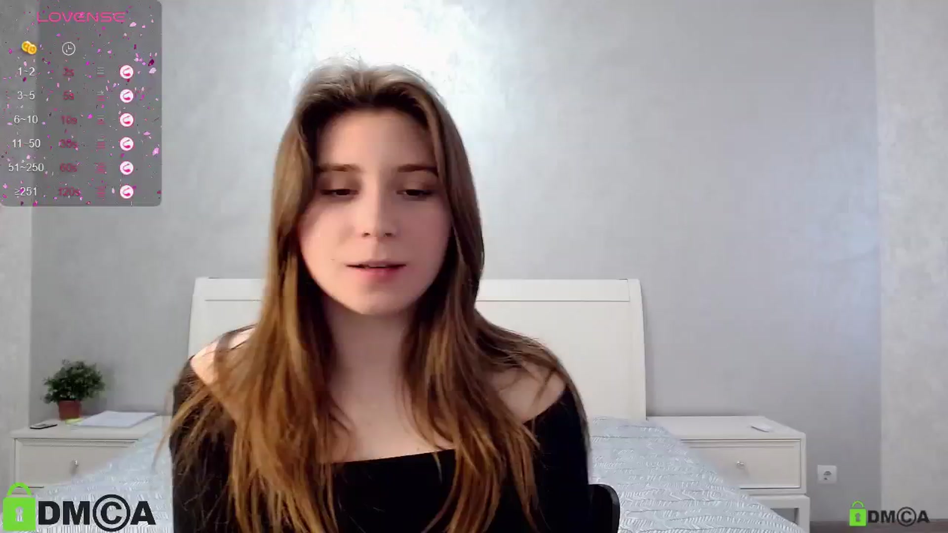 Gallery image thumbnail from MonicaaCute's myfreecams stream on, 05/25/2024, 13:40 image 17 of 20