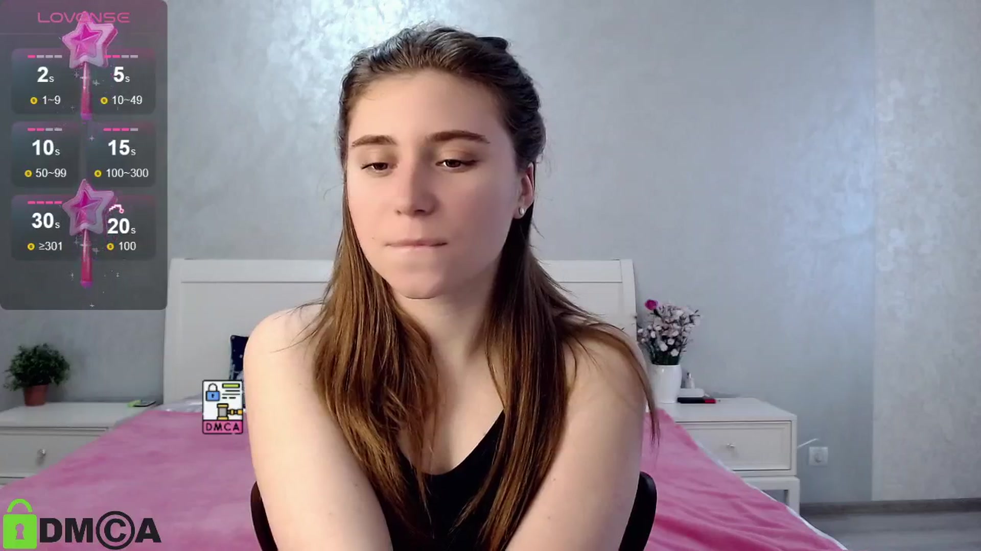 Gallery image thumbnail from MonicaaCute's myfreecams stream on, 05/31/2024, 15:17 image 9 of 20