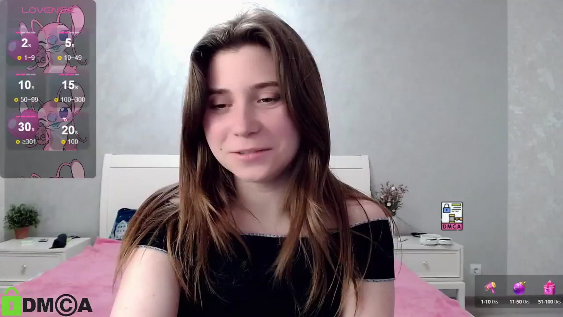 Gallery image thumbnail from MonicaaCute's myfreecams stream on, 06/04/2024, 16:04 image 11 of 20
