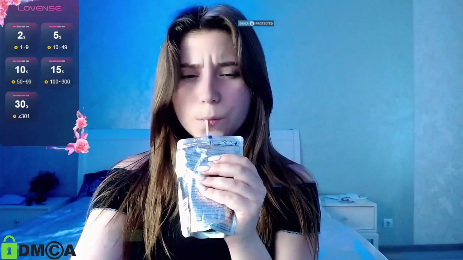 Gallery image thumbnail from MonicaaCute's myfreecams stream on, 06/10/2024, 16:49 image 14 of 20