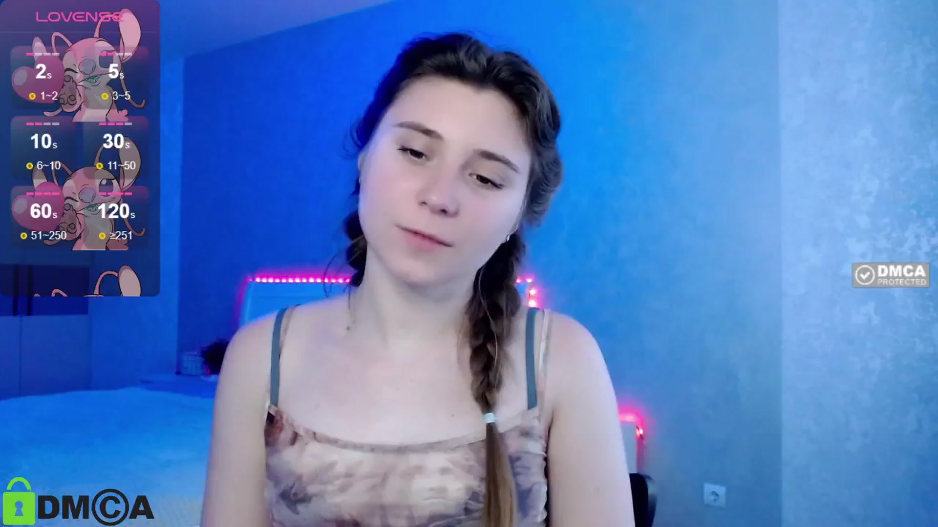 Gallery image thumbnail from MonicaaCute's myfreecams stream on, 07/01/2024, 15:13 image 10 of 20