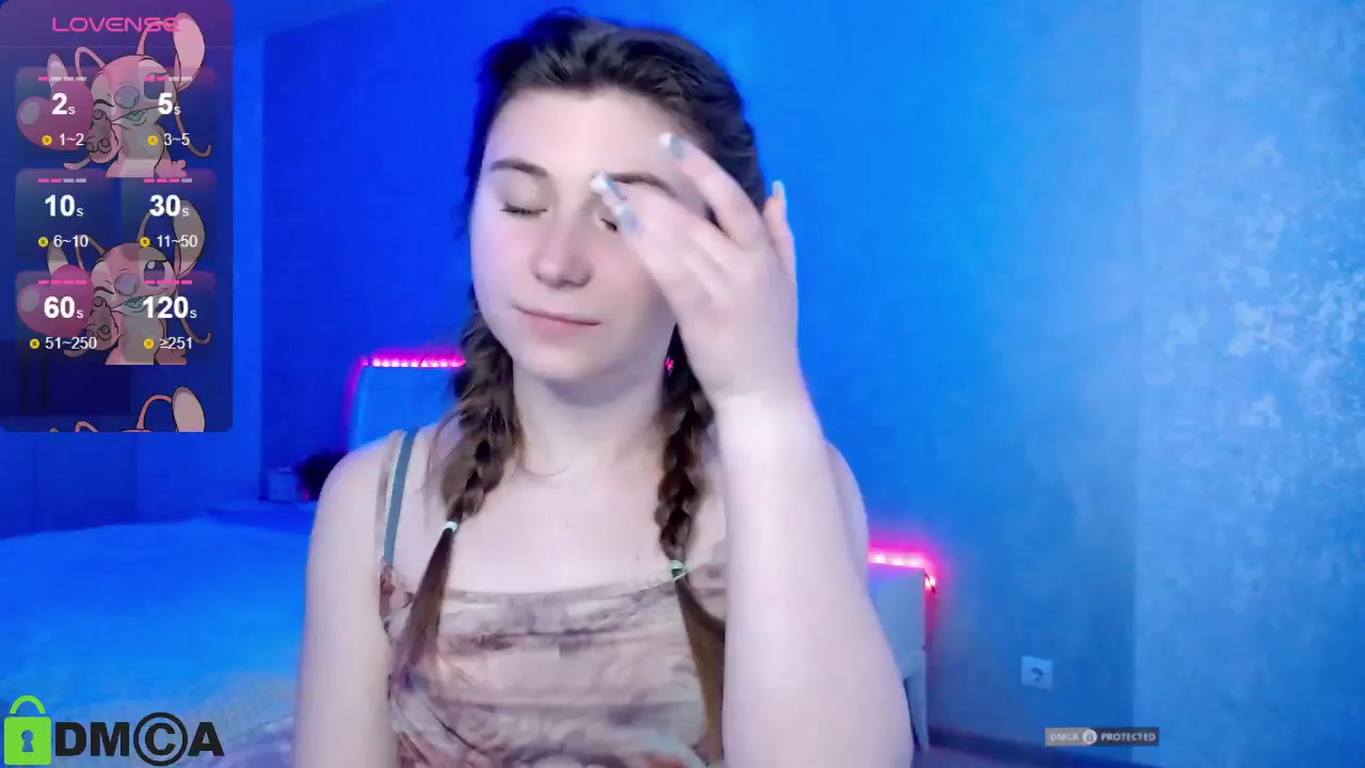 Gallery image thumbnail from MonicaaCute's myfreecams stream on, 07/01/2024, 16:47 image 16 of 20