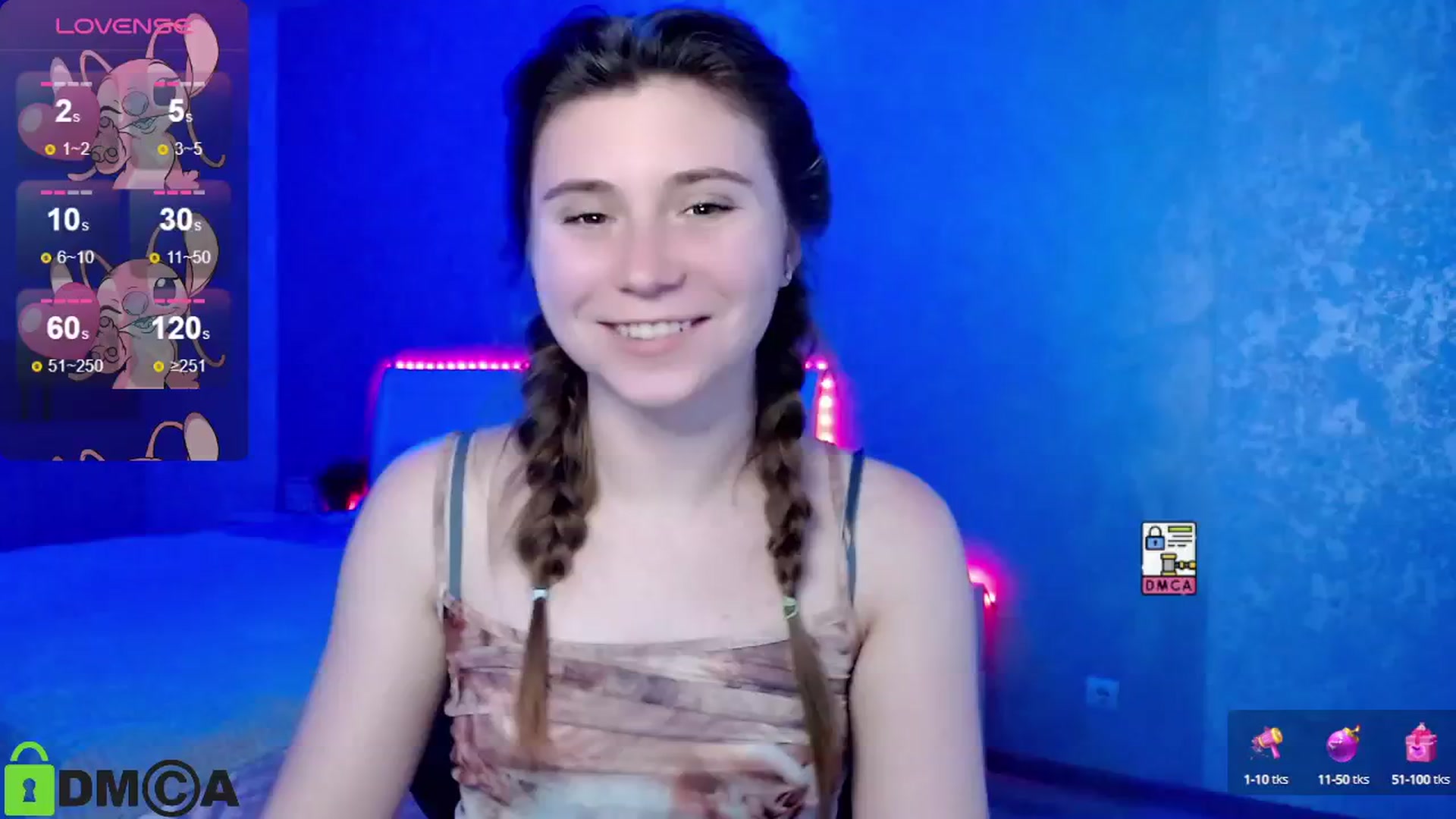Gallery image thumbnail from MonicaaCute's myfreecams stream on, 07/01/2024, 17:22 image 1 of 20
