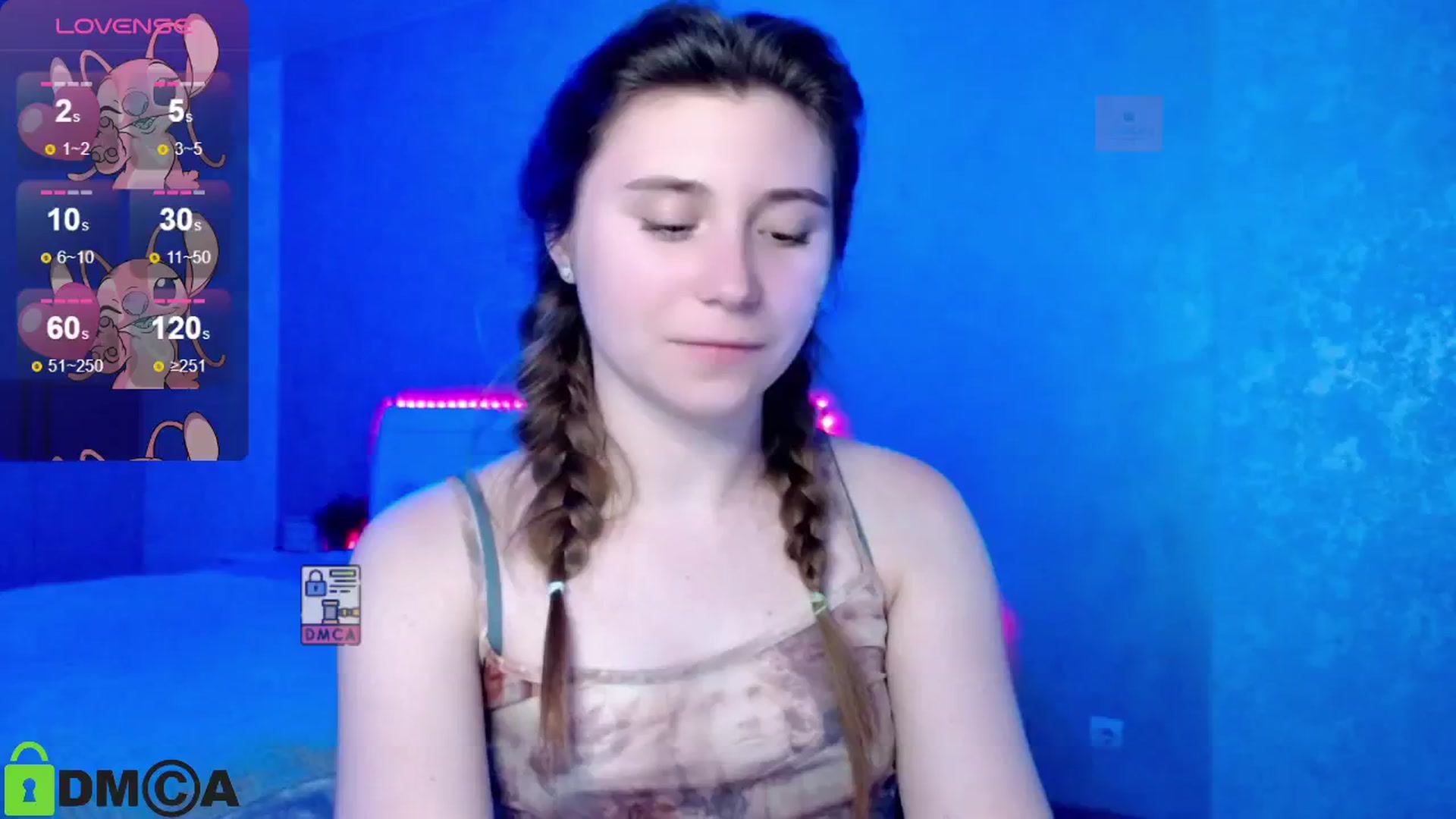 Gallery image thumbnail from MonicaaCute's myfreecams stream on, 07/01/2024, 17:22 image 15 of 20