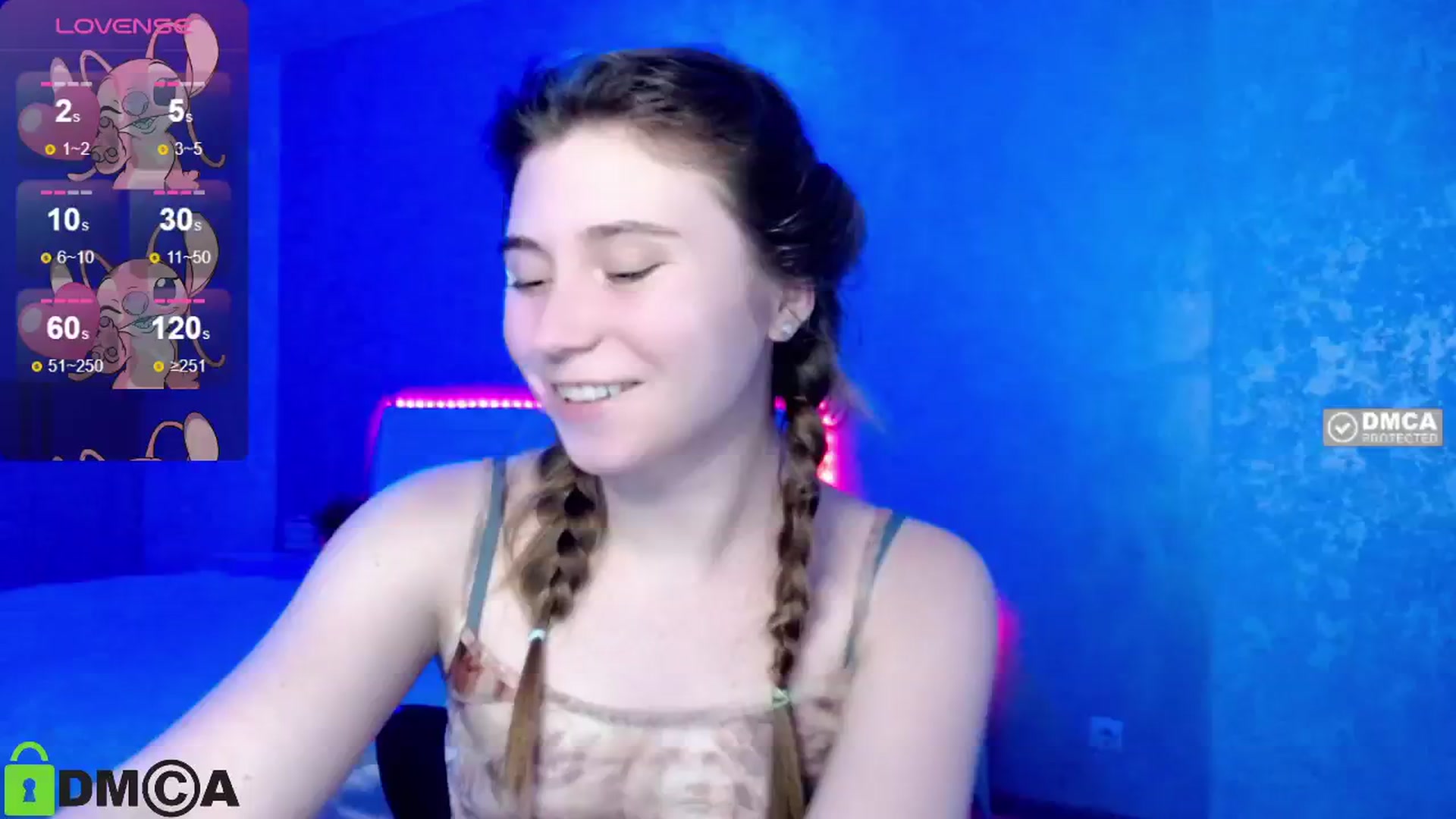 Gallery image thumbnail from MonicaaCute's myfreecams stream on, 07/01/2024, 17:22 image 13 of 20