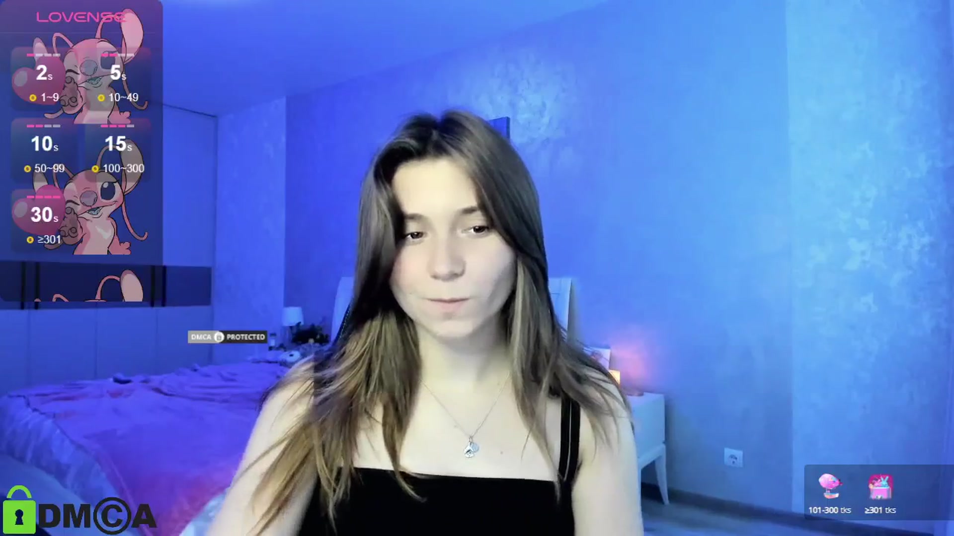 Gallery image thumbnail from MonicaaCute's myfreecams stream on, 08/20/2024, 15:35 image 16 of 20