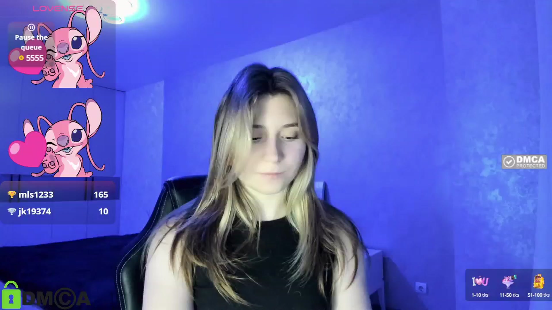 Gallery image thumbnail from MonicaaCute's myfreecams stream on, 09/13/2024, 18:02 image 12 of 20