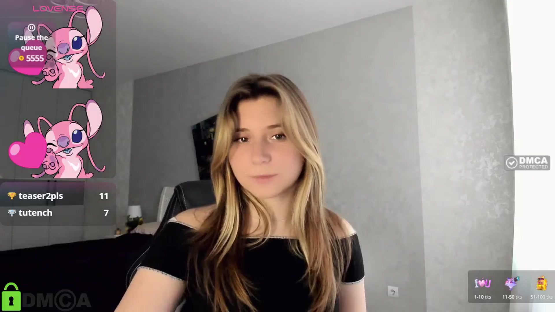 Gallery image thumbnail from MonicaaCute's myfreecams stream on, 09/17/2024, 15:12 image 13 of 20