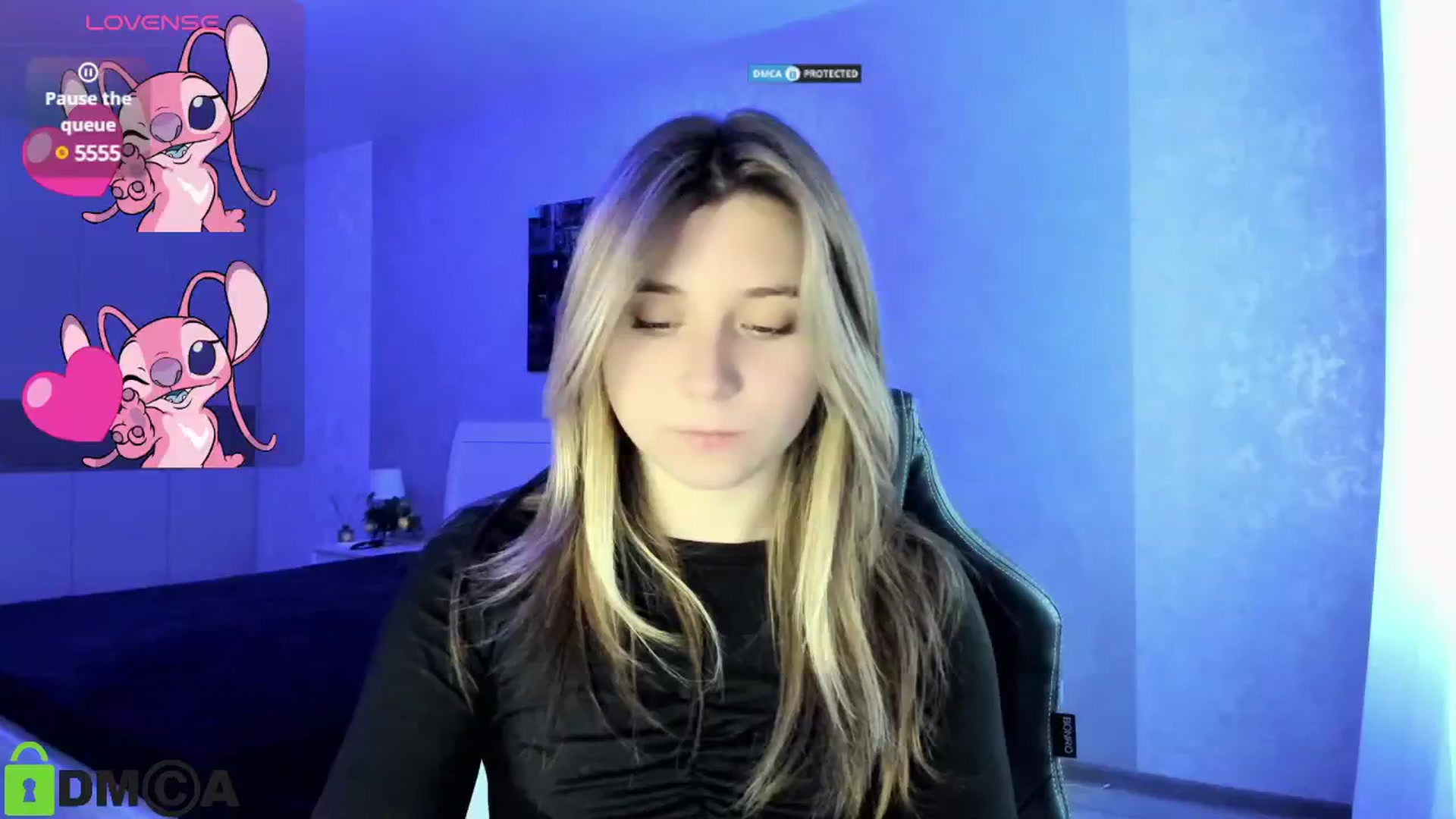 Gallery image thumbnail from MonicaaCute's myfreecams stream on, 09/19/2024, 16:39 image 5 of 20