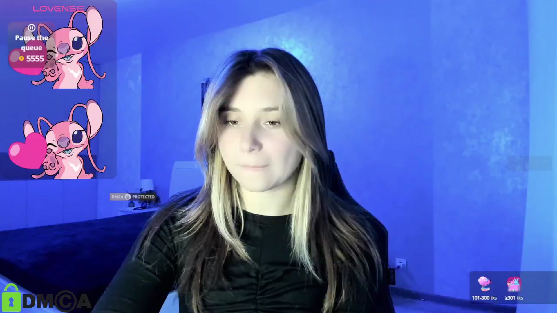 Gallery image thumbnail from MonicaaCute's myfreecams stream on, 09/19/2024, 16:39 image 18 of 20