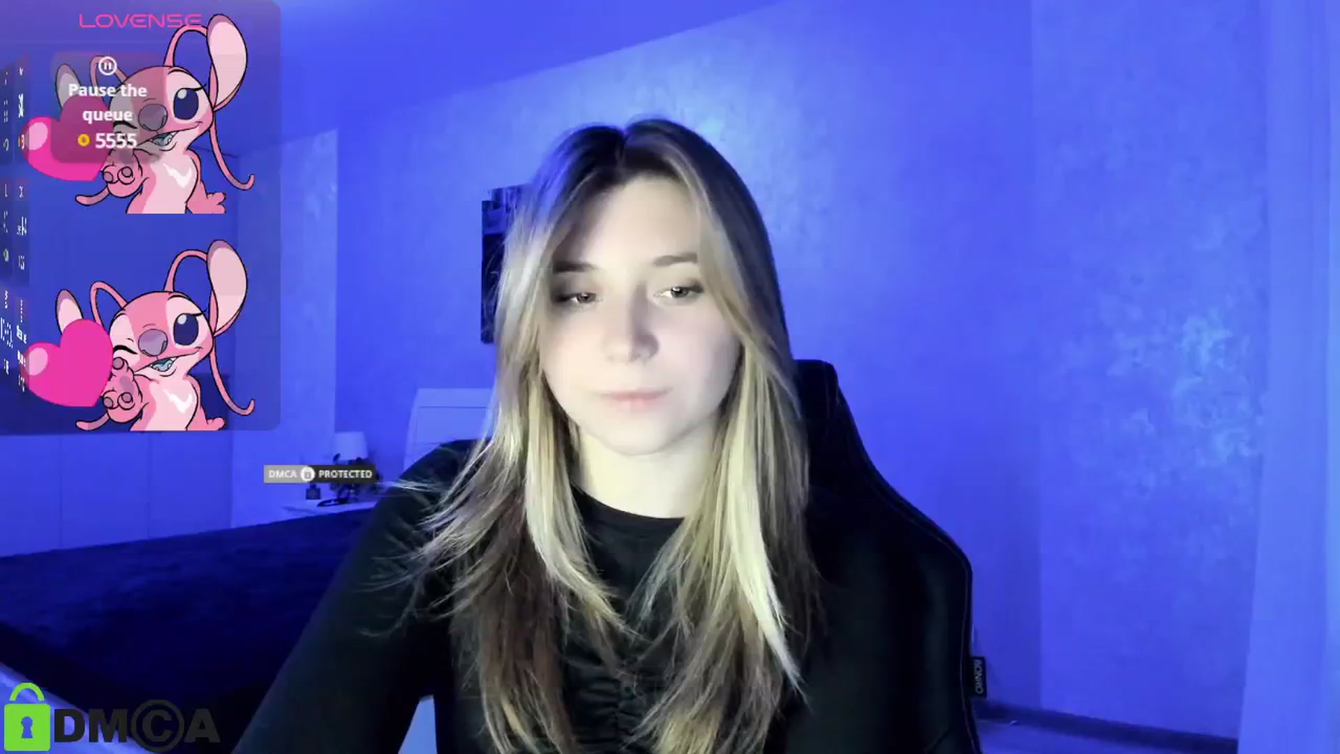Gallery image thumbnail from MonicaaCute's myfreecams stream on, 09/19/2024, 17:25 image 2 of 20