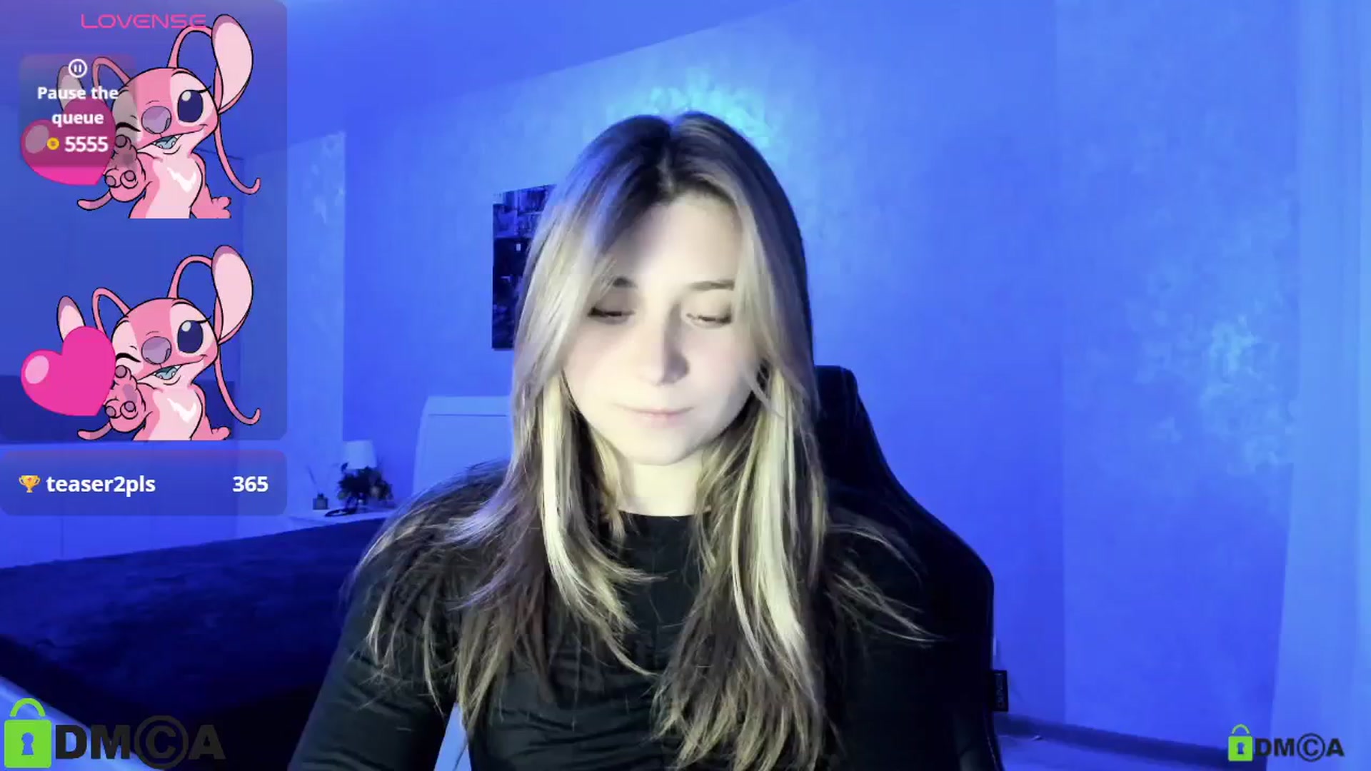 Gallery image thumbnail from MonicaaCute's myfreecams stream on, 09/19/2024, 17:25 image 6 of 20