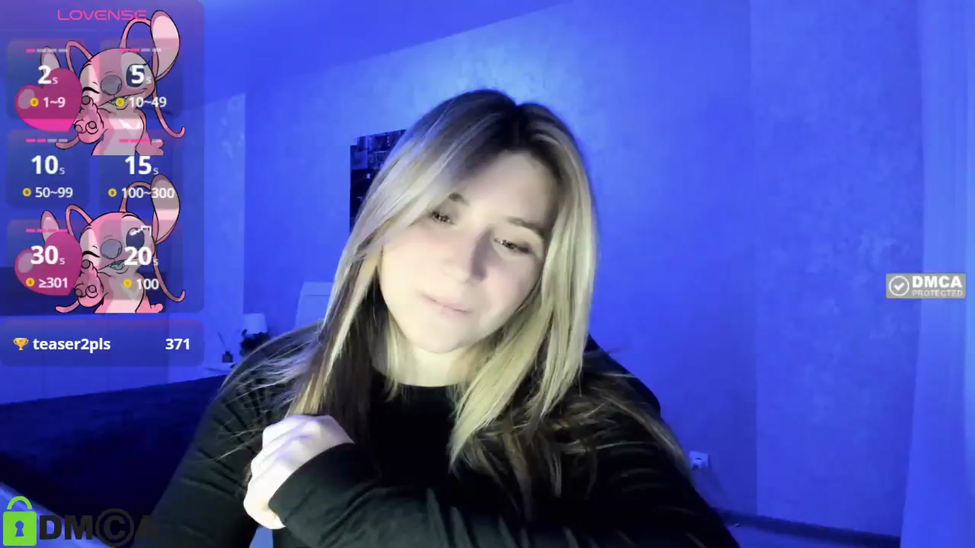 Gallery image thumbnail from MonicaaCute's myfreecams stream on, 09/19/2024, 17:25 image 9 of 20