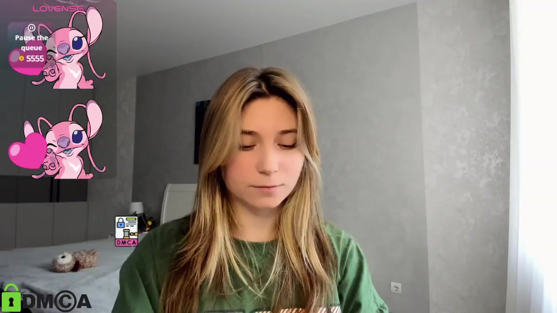 Gallery image thumbnail from MonicaaCute's myfreecams stream on, 09/20/2024, 15:23 image 5 of 20