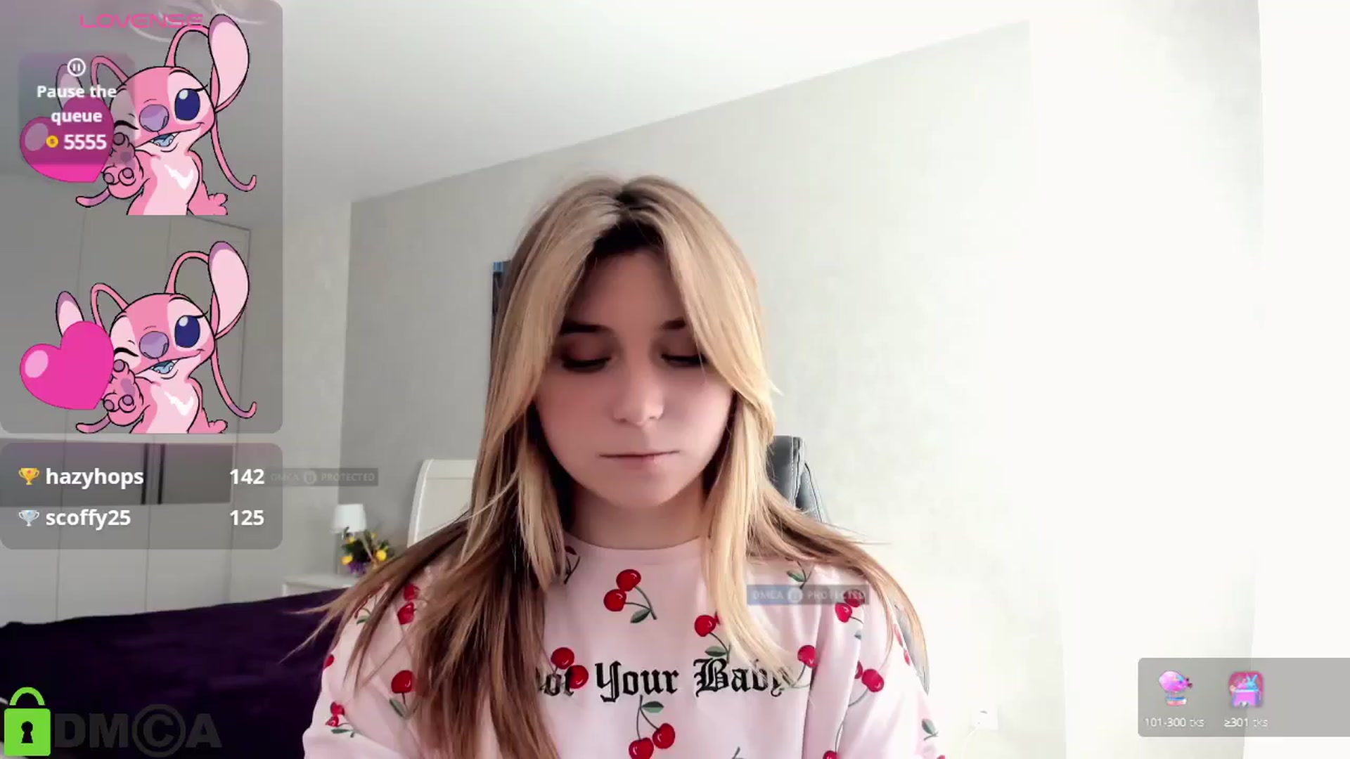 Gallery image thumbnail from MonicaaCute's myfreecams stream on, 09/21/2024, 09:10 image 5 of 20