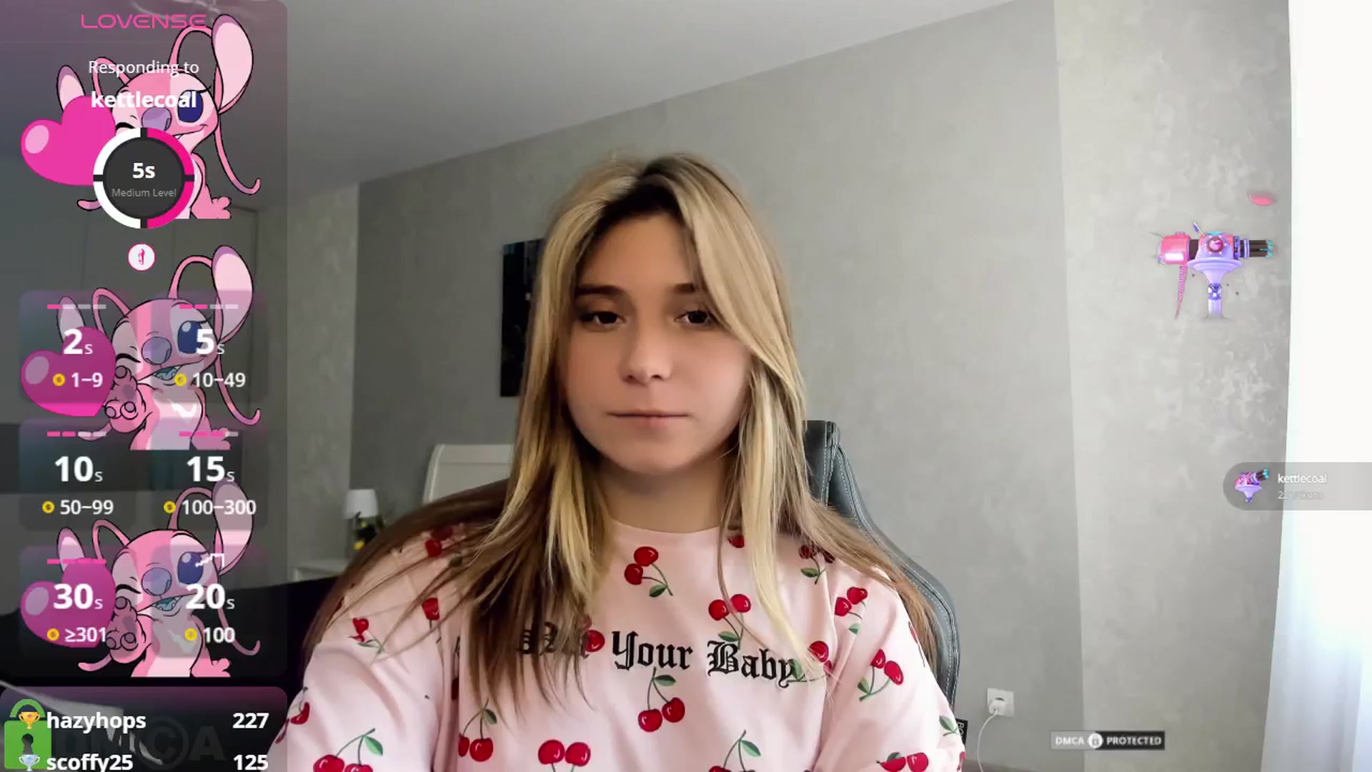 Gallery image thumbnail from MonicaaCute's myfreecams stream on, 09/21/2024, 11:49 image 19 of 20