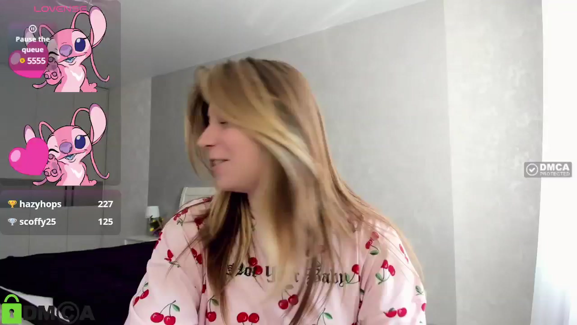 Gallery image thumbnail from MonicaaCute's myfreecams stream on, 09/21/2024, 11:49 image 6 of 20