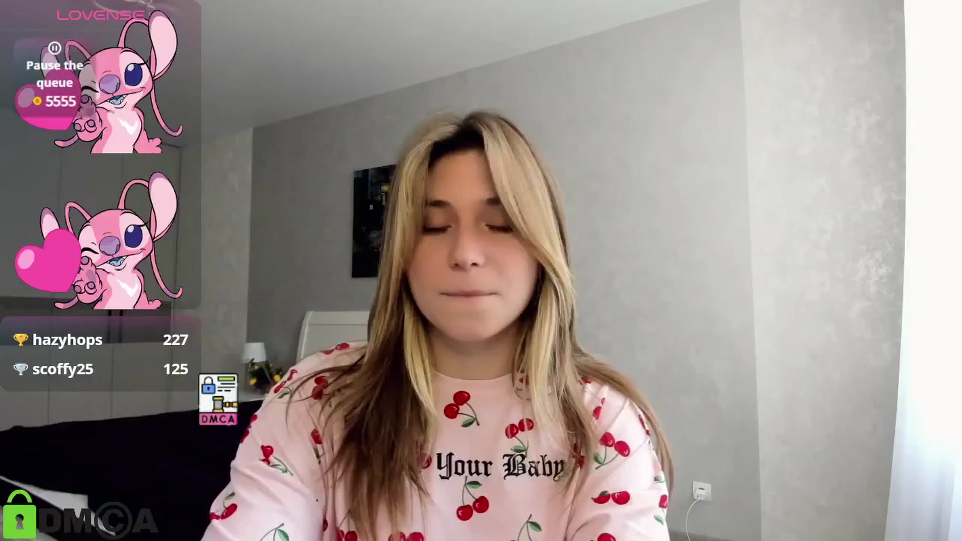 Gallery image thumbnail from MonicaaCute's myfreecams stream on, 09/21/2024, 11:49 image 18 of 20