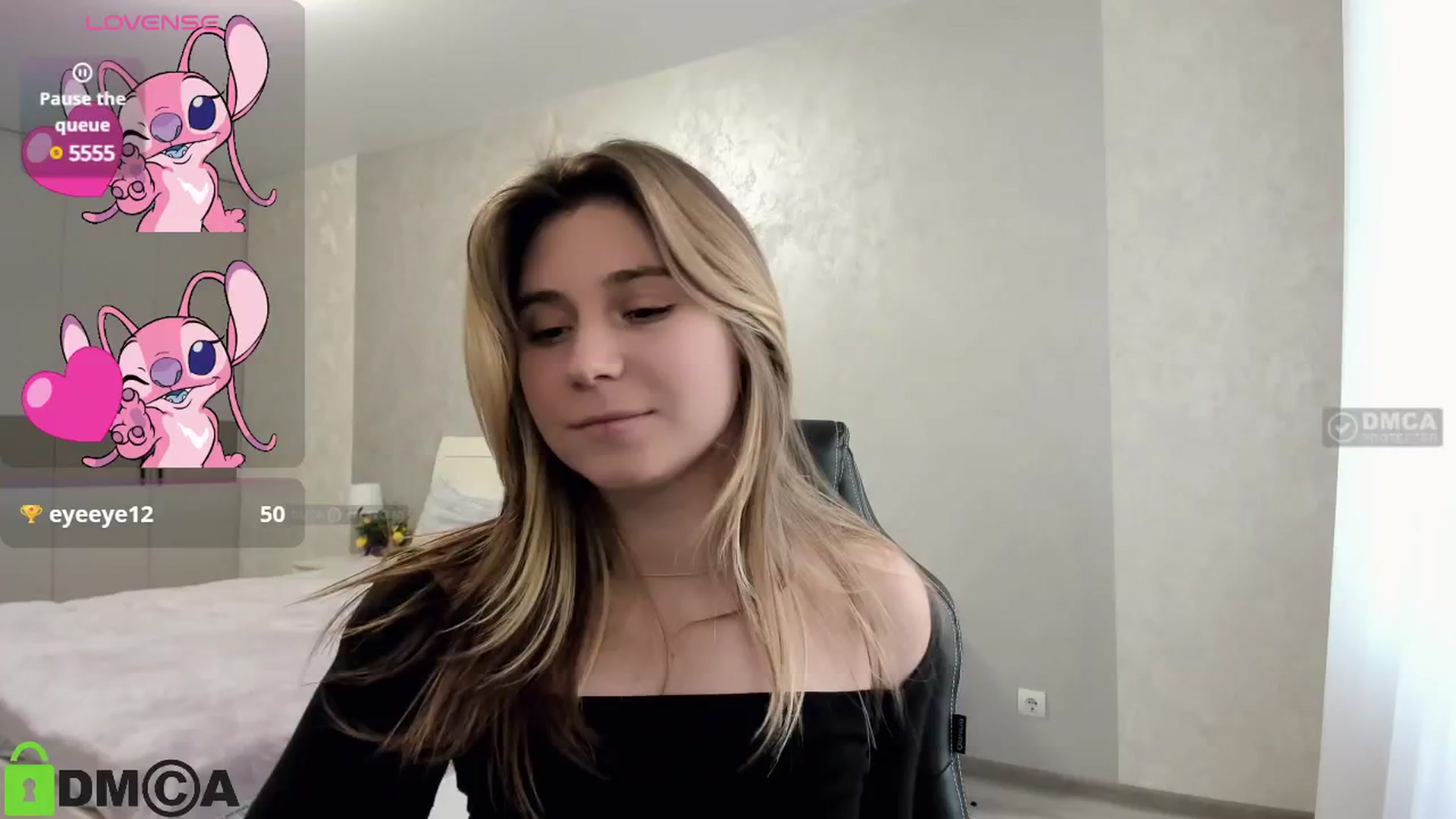 Gallery image thumbnail from MonicaaCute's myfreecams stream on, 09/29/2024, 12:05 image 5 of 20