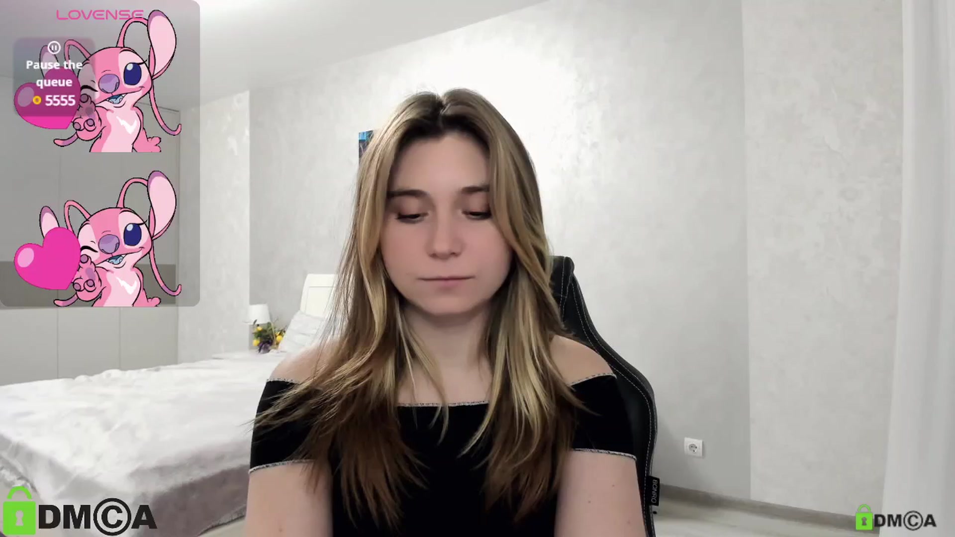Gallery image thumbnail from MonicaaCute's myfreecams stream on, 10/02/2024, 17:54 image 4 of 20