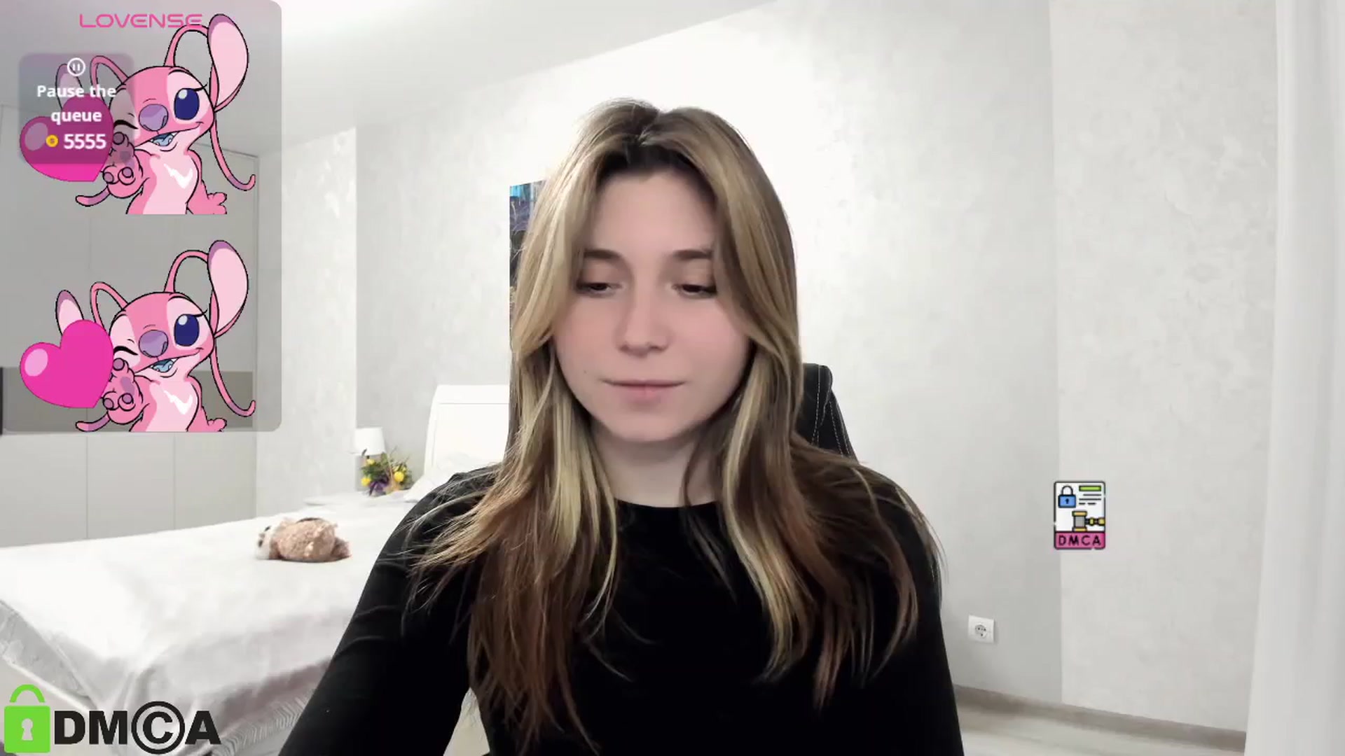 Gallery image thumbnail from MonicaaCute's myfreecams stream on, 10/03/2024, 18:02 image 12 of 20